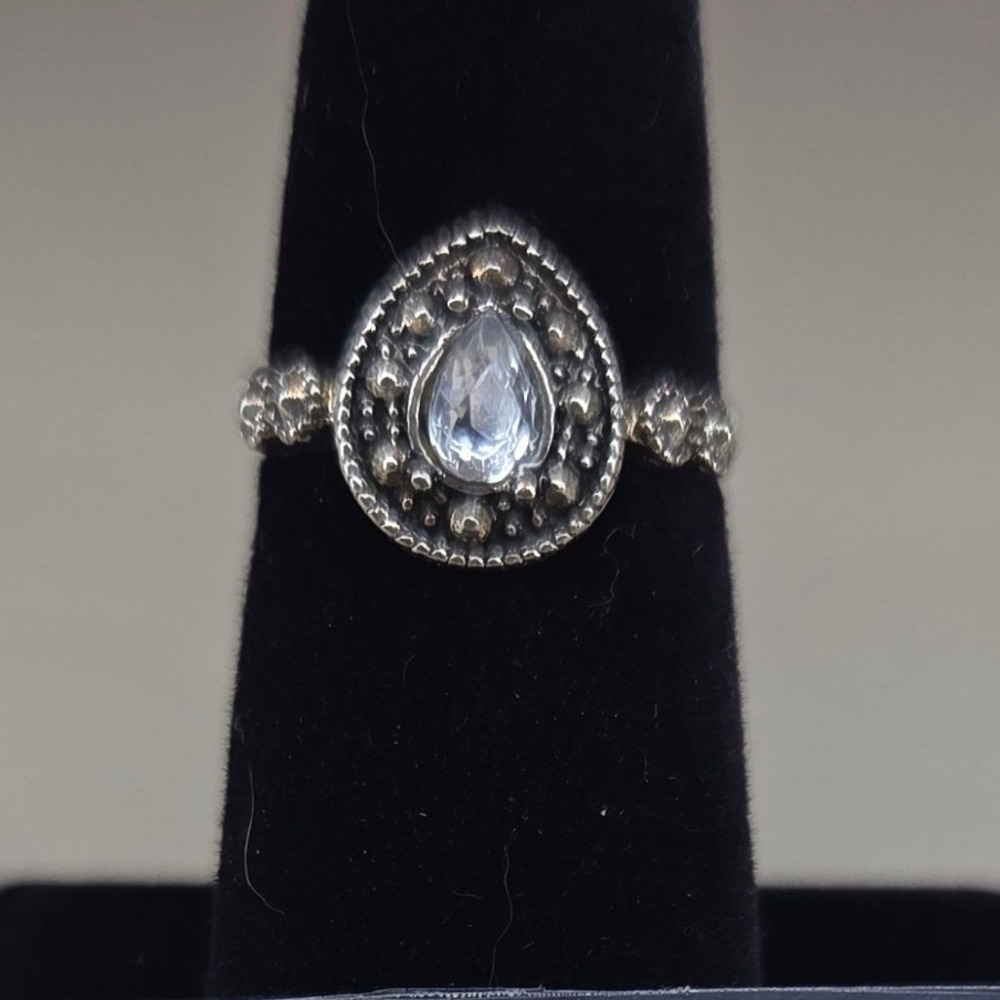 Vintage Style Teardrop Ring Clear Pear Stone Milgrain Silver Tone Size 6.75 0396